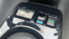 Nissan LEAF 110kW N-Connecta 39kWh 5dr Auto Electric Hatchback